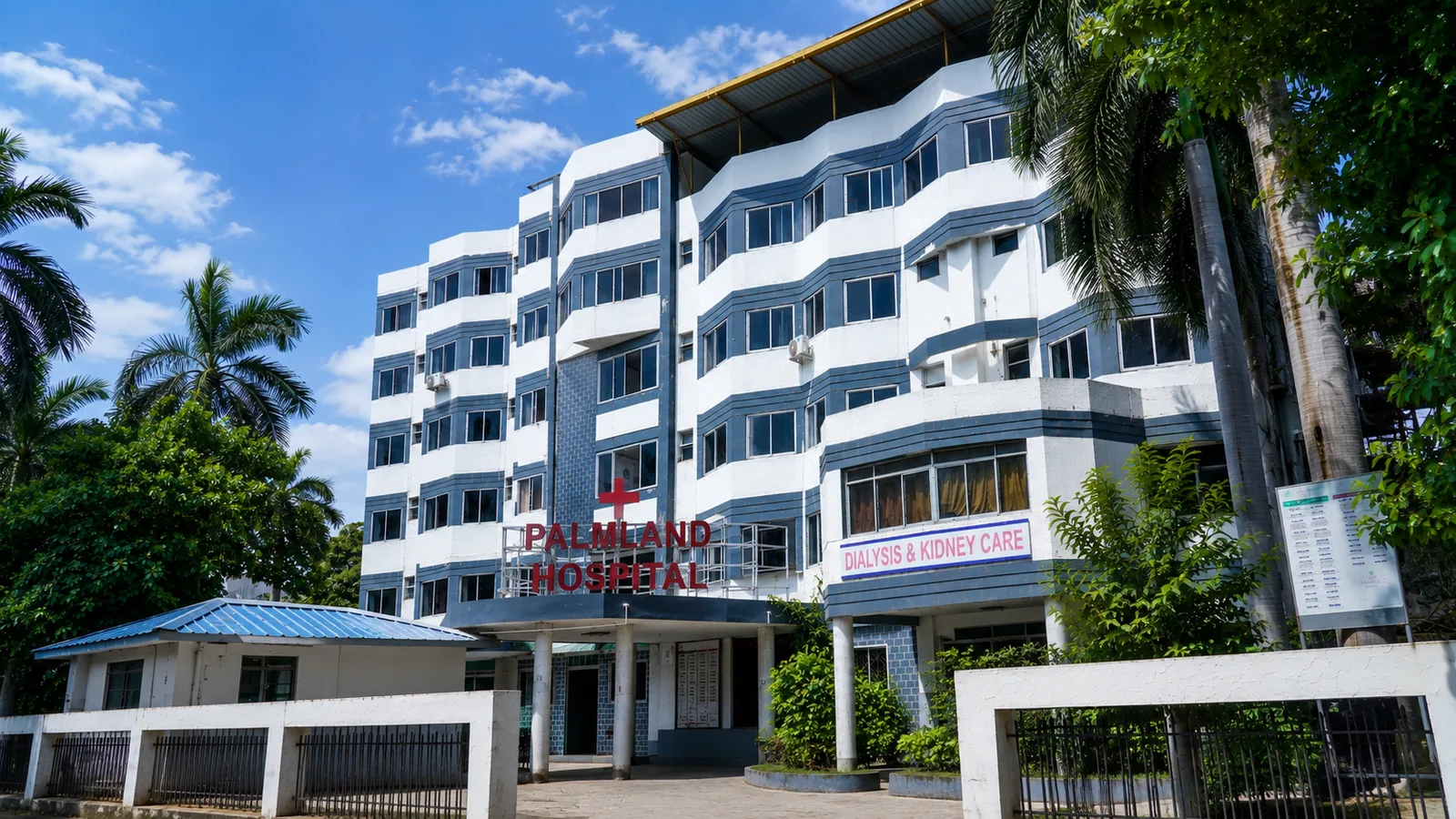 Palmland Hospital building, Station Road, Bharuch